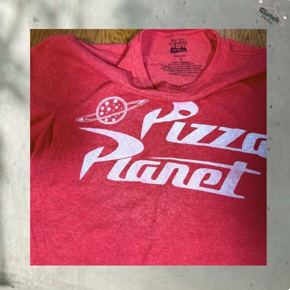 Disney Toy Story Pizza Planet  Graphic Tee Red‎ Short Sleeve Adult Small EUC - Picture 5 of 5